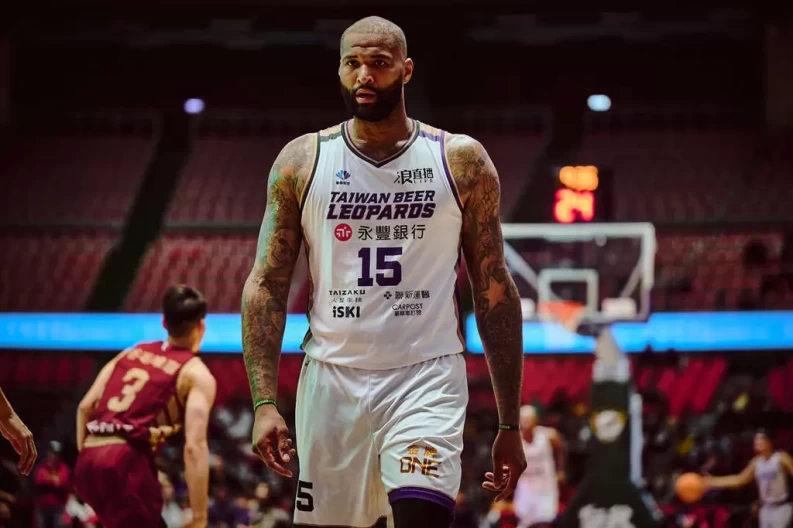 結束桃園台啤永豐雲豹的短約後,卡森斯返美表示不會再重回NBA了。T1官方提供