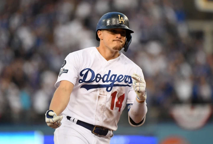 洛杉磯道奇日前重新簽回工具人赫南德茲(Kiké Hernández)。法新社