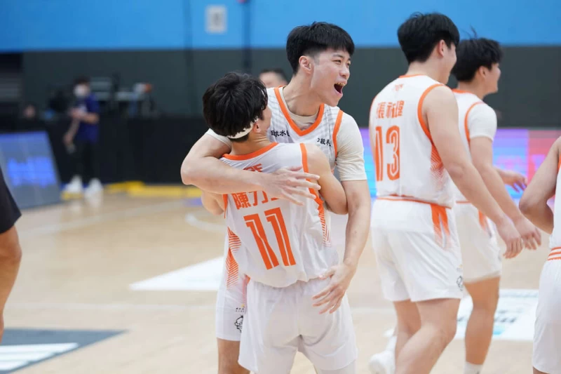 國體激戰奪八強複賽首勝。 大專體總提供