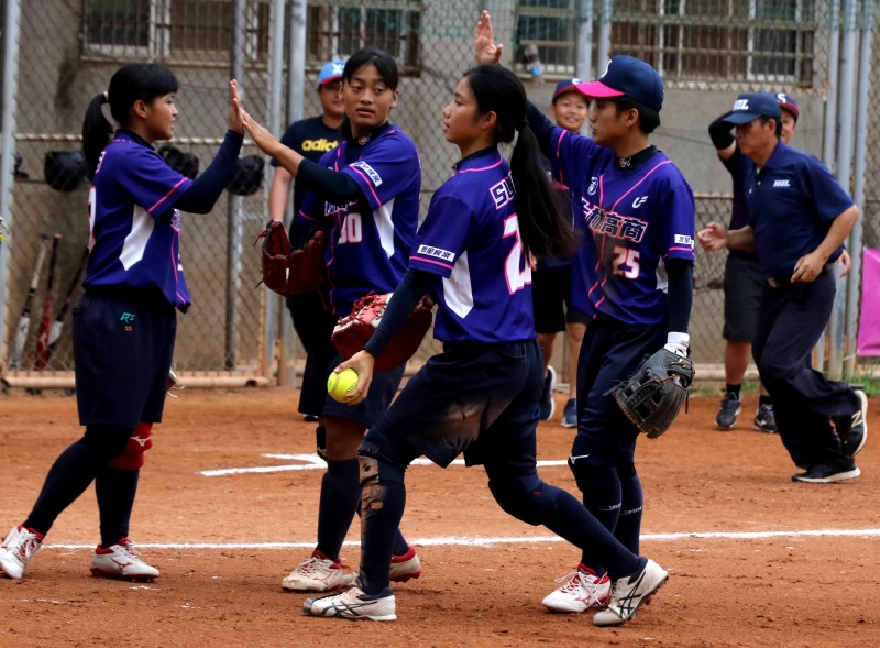 高女組士林高商以4比3 險勝秀峰高中,士商目前以兩勝暫居B組第一。高中體總提供