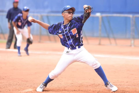 劉與任抱病登板關門2局獲勝投。台灣世界少棒聯盟提供