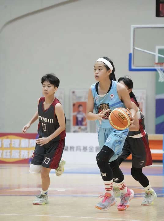 簡毓璇右感謝母親忍痛帶她出門練球。沈明璁攝