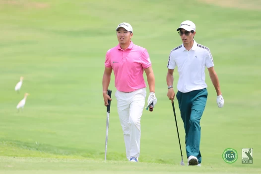 以低於標準桿15桿暫居第二的何祐誠左及17桿的張緯綸,明天將進入第四回合決賽。Tpga/林聖凱攝影