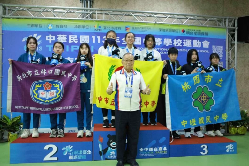 臺中市中山國中刷新女子10公尺空氣步槍團體賽紀錄。臺北市政府教育局提供
