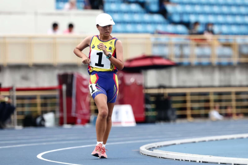 郭思岑破國女競走大會紀錄。113年台北全中運提供