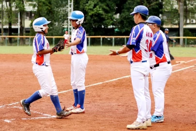 4強賽開轟的松以勒是Mvp。大會提供