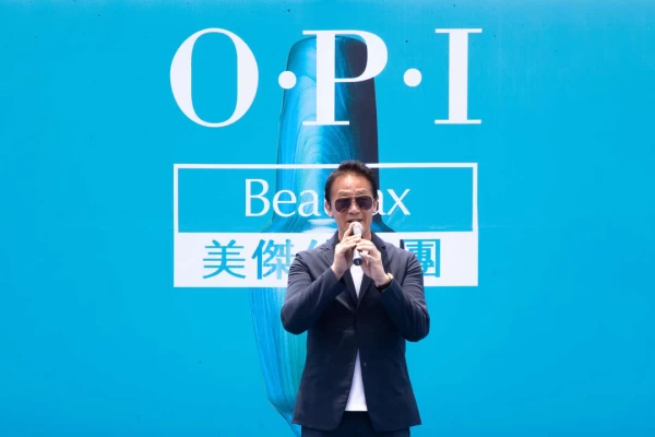 美傑仕集團董事長陳睿豐勉勵高三畢業生。海碩整合行銷提供