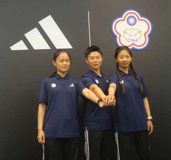 中華奧運女子射箭隊李彩綺(左起)／雷千瑩／邱意晴。詹健全攝