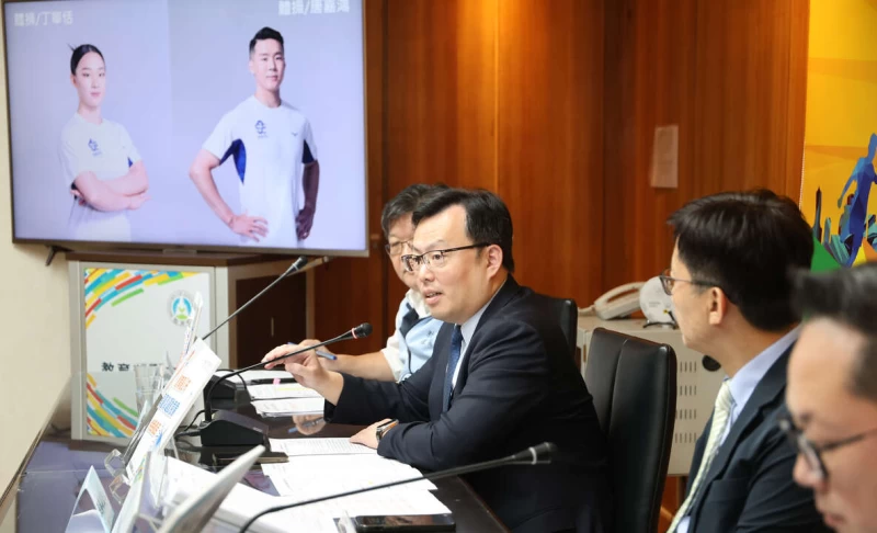 體育署鄭世忠署長說明我國奧運代表隊備戰已進入最後階段，政府後勤支援也已陸續部署完成。李天助攝