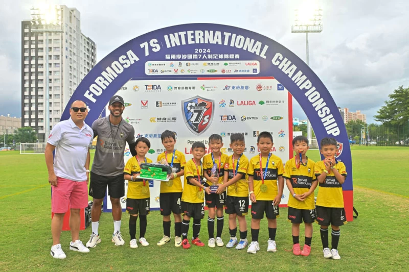 香港Boas FC 拿下U8組冠軍。大會提供