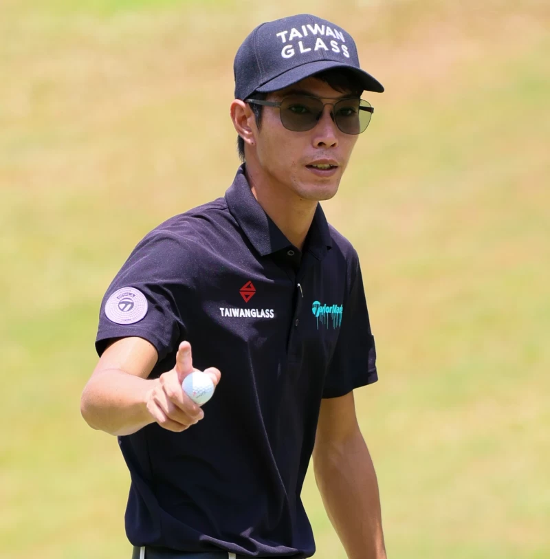 第二回合張緯綸63.65以-12獨居領先。Tpga／林聖凱攝