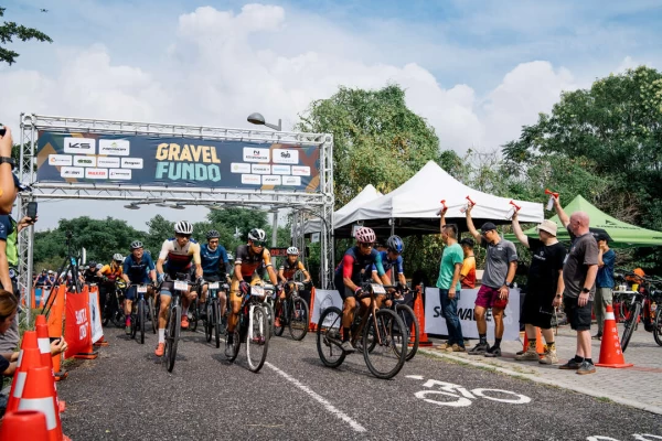 Gravel Fundo彰化員林站在高溫下的新賽道意外掀起台灣單車新興 野風潮。大會提供