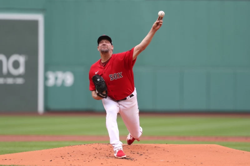 現年44歲的老將投手希爾（Rich Hill）有意復出。法新社