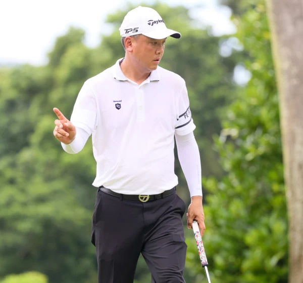 第二回合呂偉智以1鷹8鳥繳出62桿成績兩回合成績132桿-12暫居領先。Tpga／林聖凱攝影