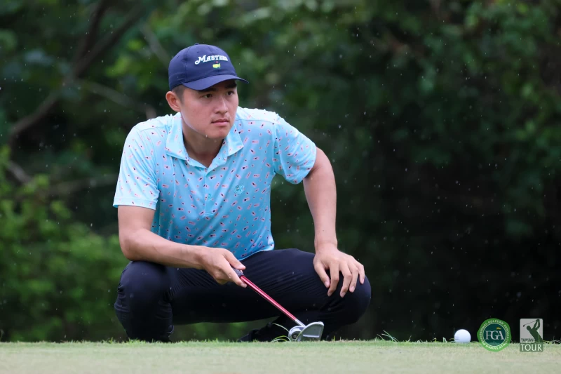 蘇晉弘以1鷹9鳥2柏忌繳出63桿-9成績領先群雄。Tpga／林聖凱攝