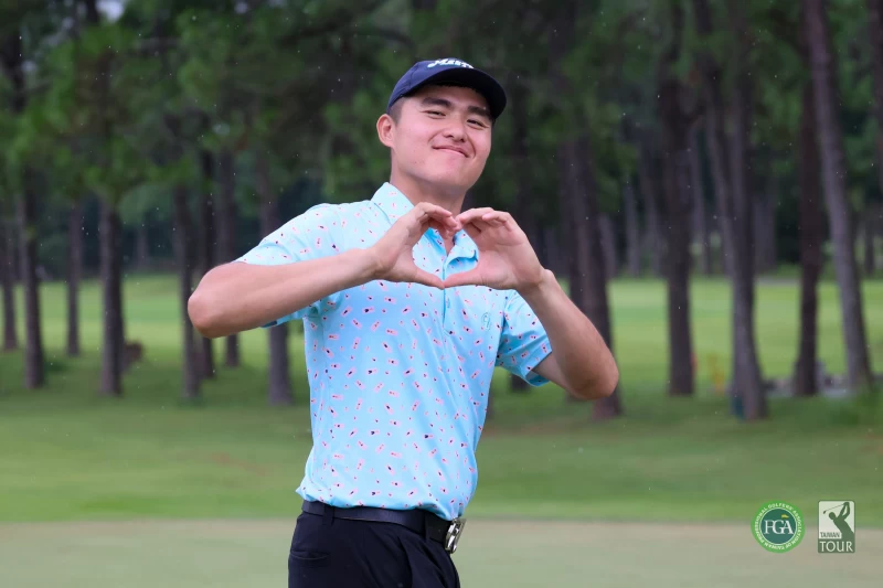蘇晉弘以1鷹9鳥2柏忌繳出63桿-9成績領先群雄。Tpga／林聖凱攝