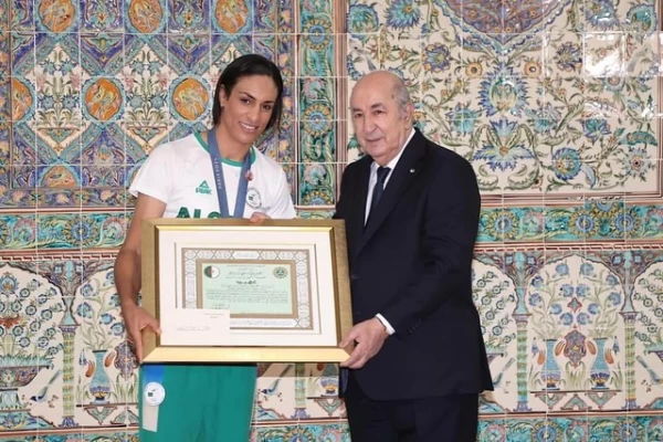 阿爾及利亞總統 Abdelmadjid Tebboune特別接見哈利夫。摘自哈利夫IG