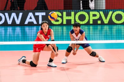 邱凡綺(左)與隊友約定要一起變強未來會繼續努力。圖片來源Fivb 0824對戰中國
