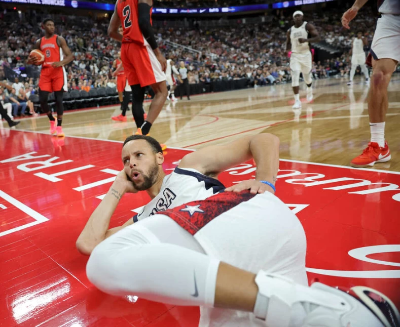 柯瑞與金州勇士隊續約一年成NBA史上第四位收入超過160億球員。法新社