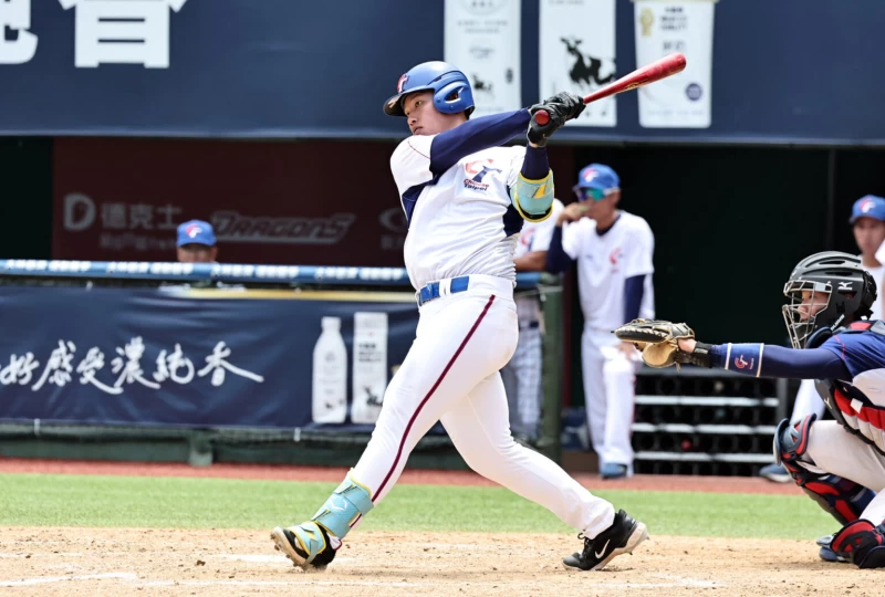 富邦19歲王念好扛U23台灣隊中心打者。 （圖：賴郁泰攝）