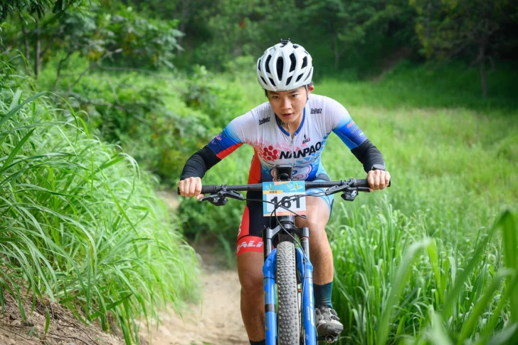 台灣登山車一姐蔡雅羽則正常發揮順利於Xc女子組封后。圓創運動行銷提供