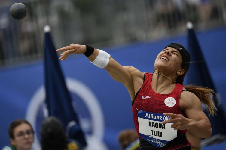 突尼西亞選手蒂莉（Raoua Tlili）在巴黎帕運會上女子鉛球完成四連霸。法新社