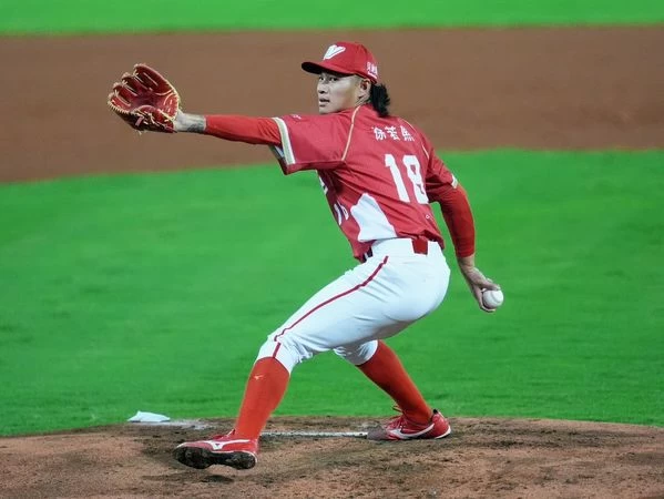 即使味全龍有季後賽，徐若熙也不投了。（圖：味全龍提供）