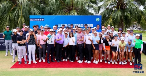 頒獎典禮貴賓與選手大合照留念。林聖凱攝影