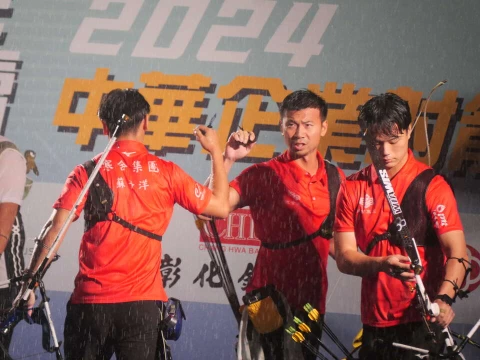寒舍集團男團搶下唯一勝。射箭協會提供