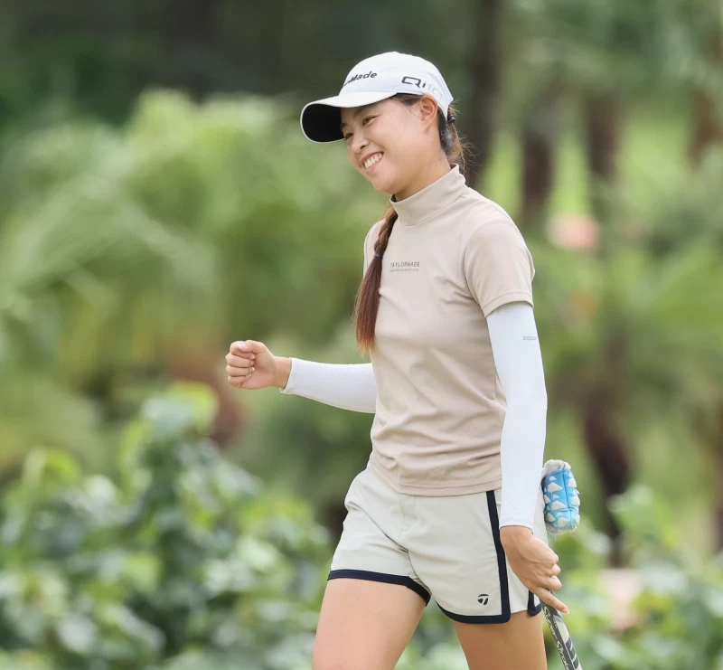 張靖翎首回合抓六鳥無柏忌的66桿優異成績暫居並列領先。Tlpga提供／葉勇宏攝