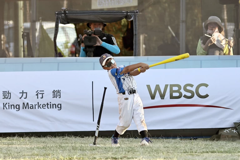 好棒河馬U8小將余侑恩天生神力，5場比賽轟出4支全壘打。 （圖：賴郁泰攝）