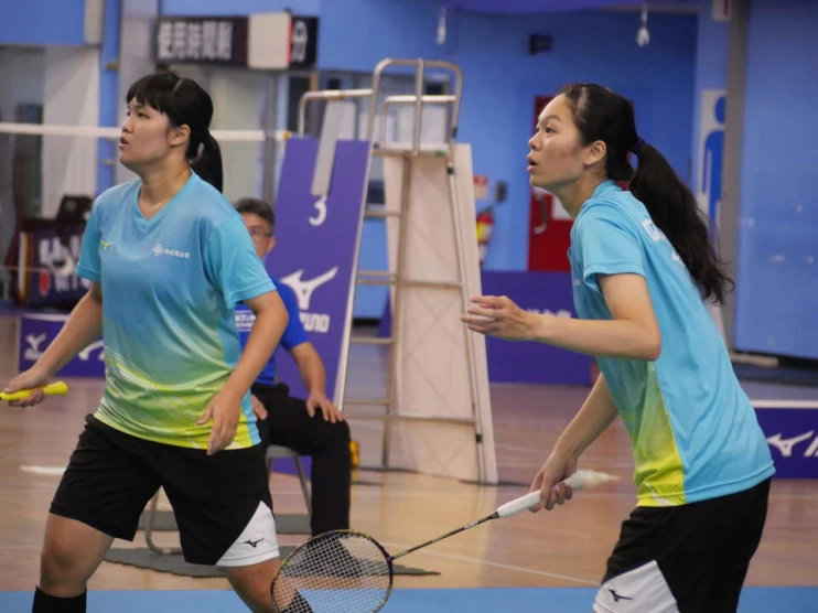 中興大學邱郁喬廖子菱合拍帶回年終女雙冠軍.Jpg