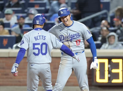 大谷翔平、貝茲(Mookie Betts)都有全壘打演出。法新社