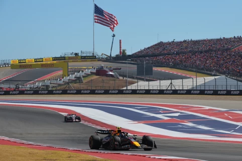 Red Bull 車隊墨西哥籍車手Sergio Perez 以第9位出發，前進2個名次最終以第7名完賽，順利為車隊增添積分。Red Bull 提供