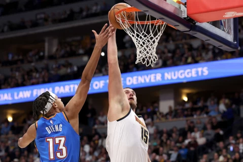 約基奇(Nikola Jokic)單場猛轟41分,同時飆進7記三分球創生涯紀錄,但還是幫不了球隊。法新社