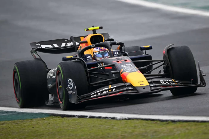 Red Bull車隊墨西哥車手Sergio Perez駕駛Rb20在F1巴西大獎賽賽道上行駛。Red Bull 提供