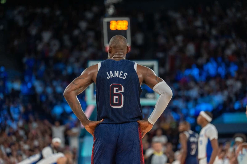 NBA巨星詹姆斯(Lebron James)耗費不少精神維持令人驚嘆的運動能力。法新社