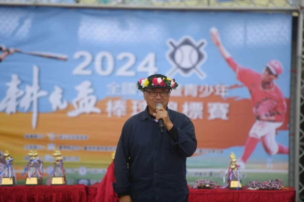 臺東縣前縣長陳建年勉勵選手並邀請大家明年見。大會提供