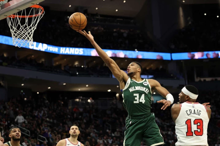「字母哥」安戴托昆波(Giannis Antetokounmpo)獨得41分。法新社