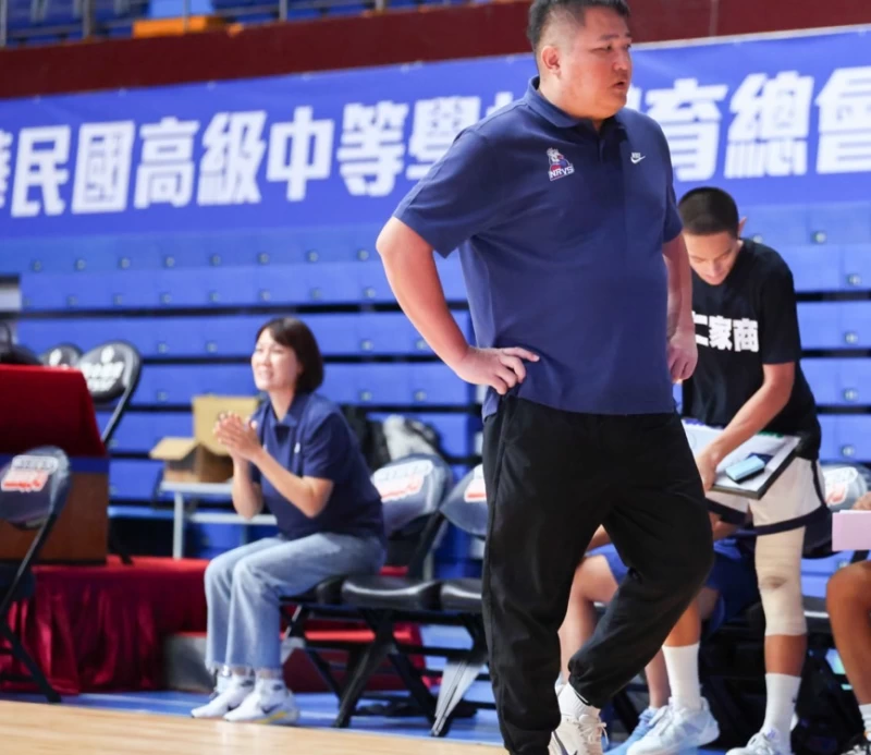 能仁創隊教練林正明往生妻劉靜明坐鎮加持，小羊精神永存。大會提供