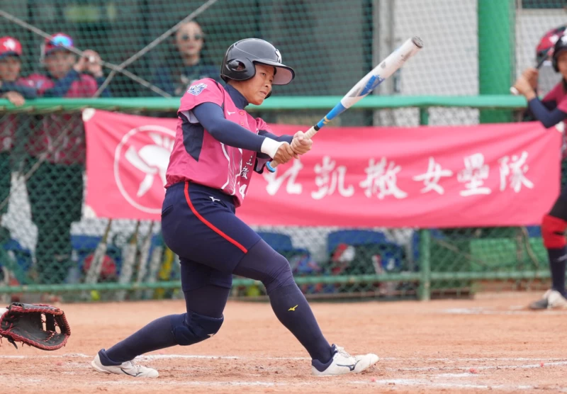 凱撒楊安淇2安打，2打點。 （圖：企業女壘提供）