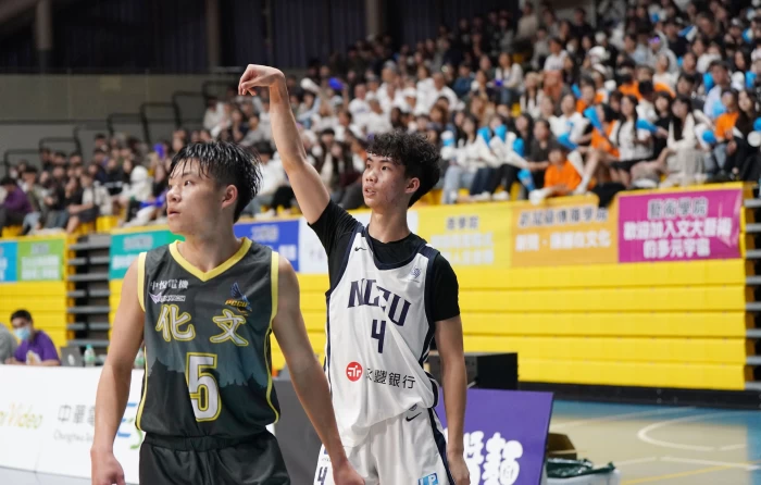 政治大學楊剴平12分。大專體總提供