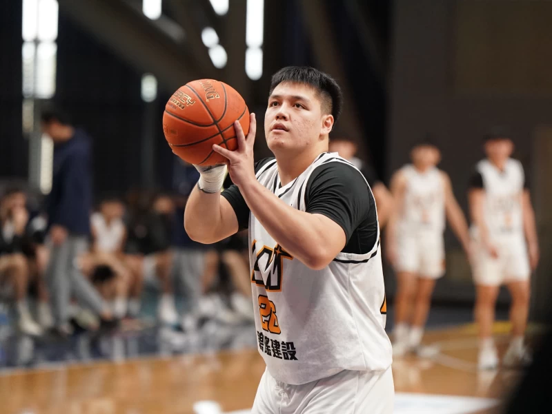 黎明學院史魯齊10分。大專體總提供
