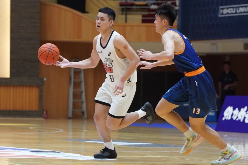  國立體大林睿軒15分5籃板。大專體總提供
