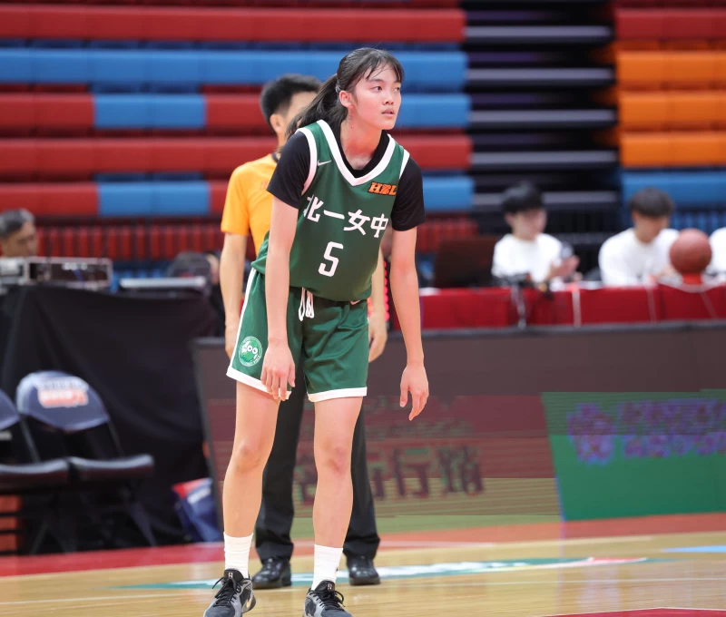 北一女高三一姊隊長潘陳家姍14分5助攻及籃板抄截各4。大會提供