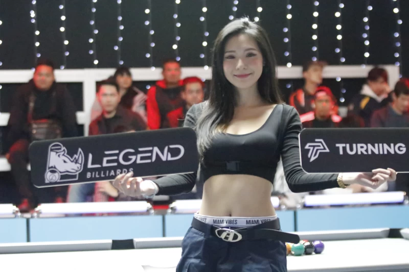 美麗的舉牌女郎。大會提供