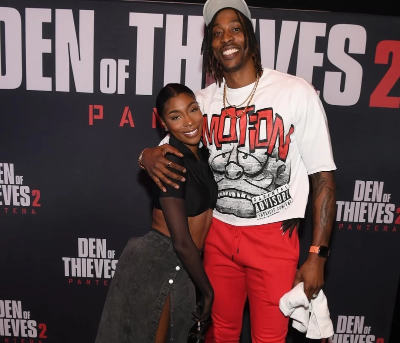 「魔獸」霍華德(Dwight Howard)與饒舌歌手盧奇安妮(Amy Luciani)宣布訂婚。摘自霍華德IG