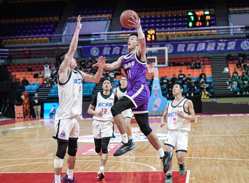 南湖前鋒周佑承19分3籃板9助攻4抄截。大會提供