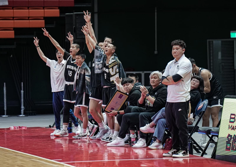夏友杰大三元含8罰開季連19罰中,錦和中止中和內戰6 連敗隊史首勝南山。大會提供