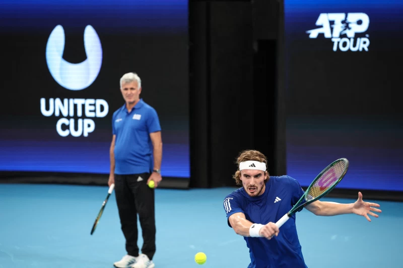希臘網球選手西西帕斯(Stefanos Tsitsipas)宣佈結束與父親阿波斯托洛斯(Apostolos)的教練合作關係。法新社